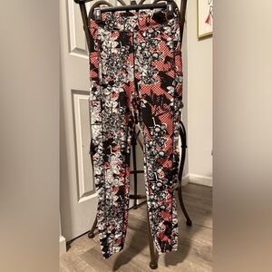 Pop Fit - Pop Art Style Floral Print Women's Leggings